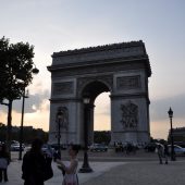  Arc de Triomphe